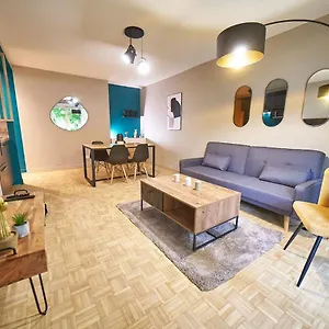  Appartement Le Petit Bourbonnais - Patio Privatif- Metro Valmy