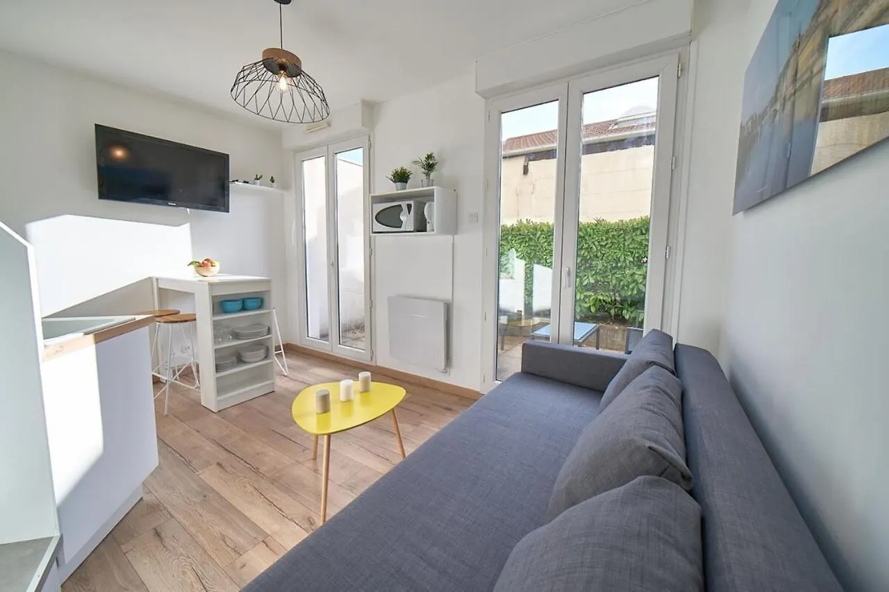 Le Petit Charial -Terrasse Privative-Part Dieu Lyon Apartamento