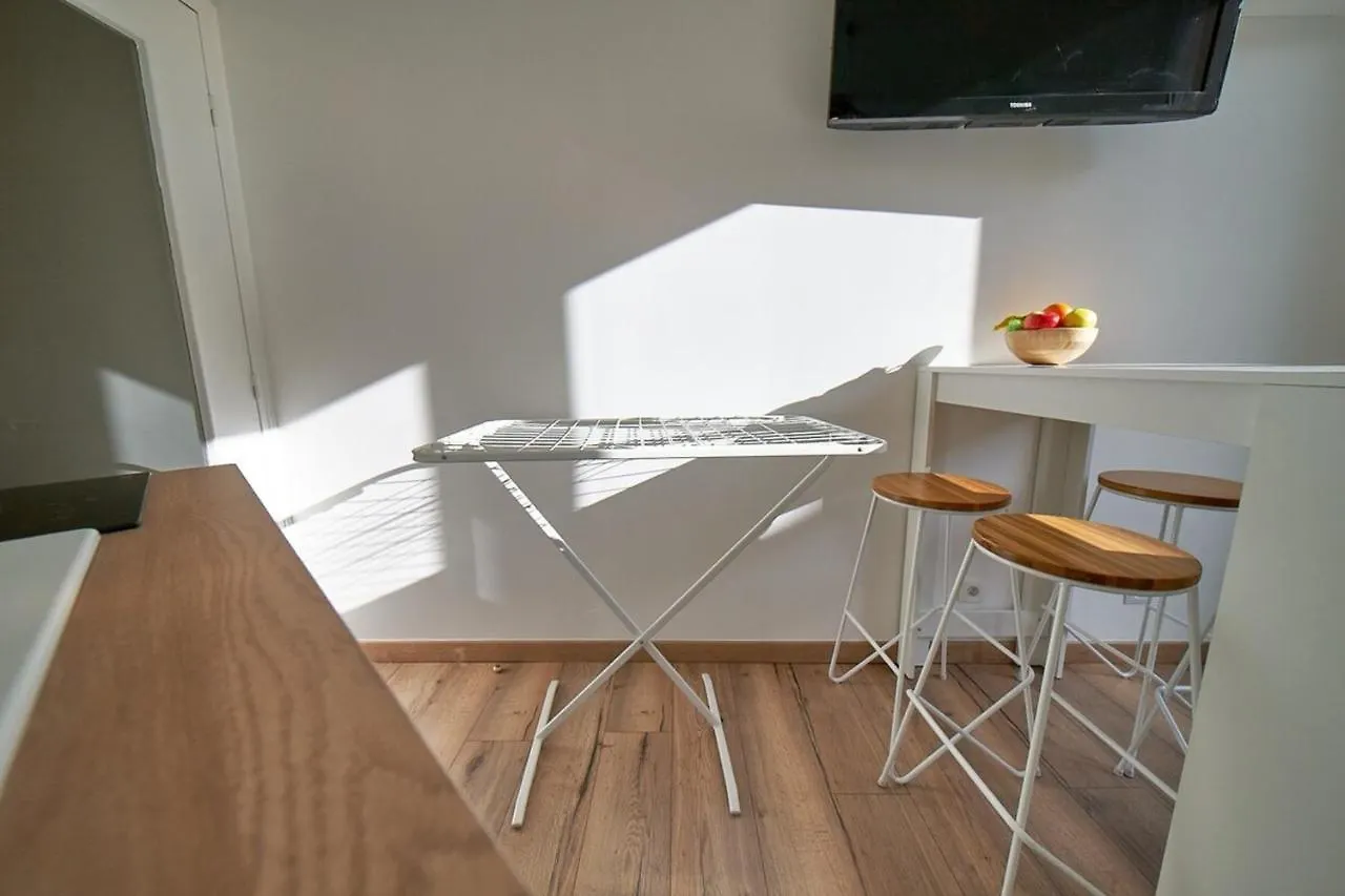 Apartamento Le Petit Charial -Terrasse Privative-Part Dieu Lyon Francia